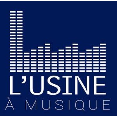 Programmatrice musicale & chargée de communication