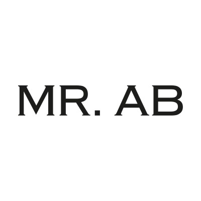 Freelance Graphic & Web Designer