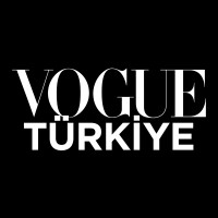 Features Writer