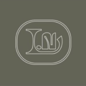 ART DIRECTOR - BRAND DESIGNER